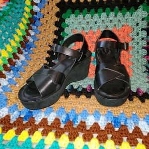 Kork-ease black wedges size 7 never worn